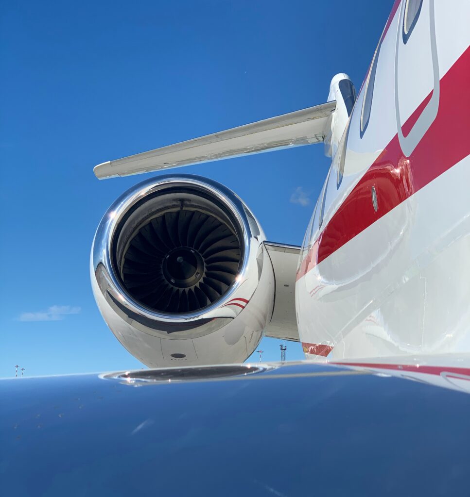 Airplane-image