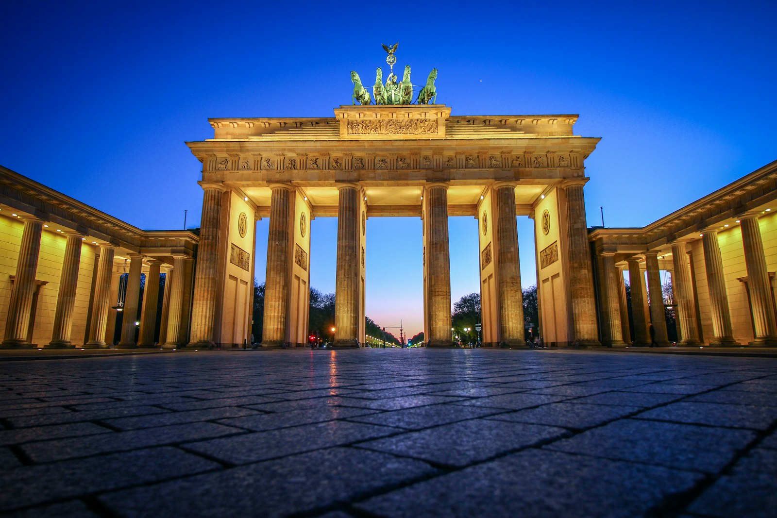 Brandenburg Gate in Berlin illustrating the Germany Opportunity Card job-seeker route