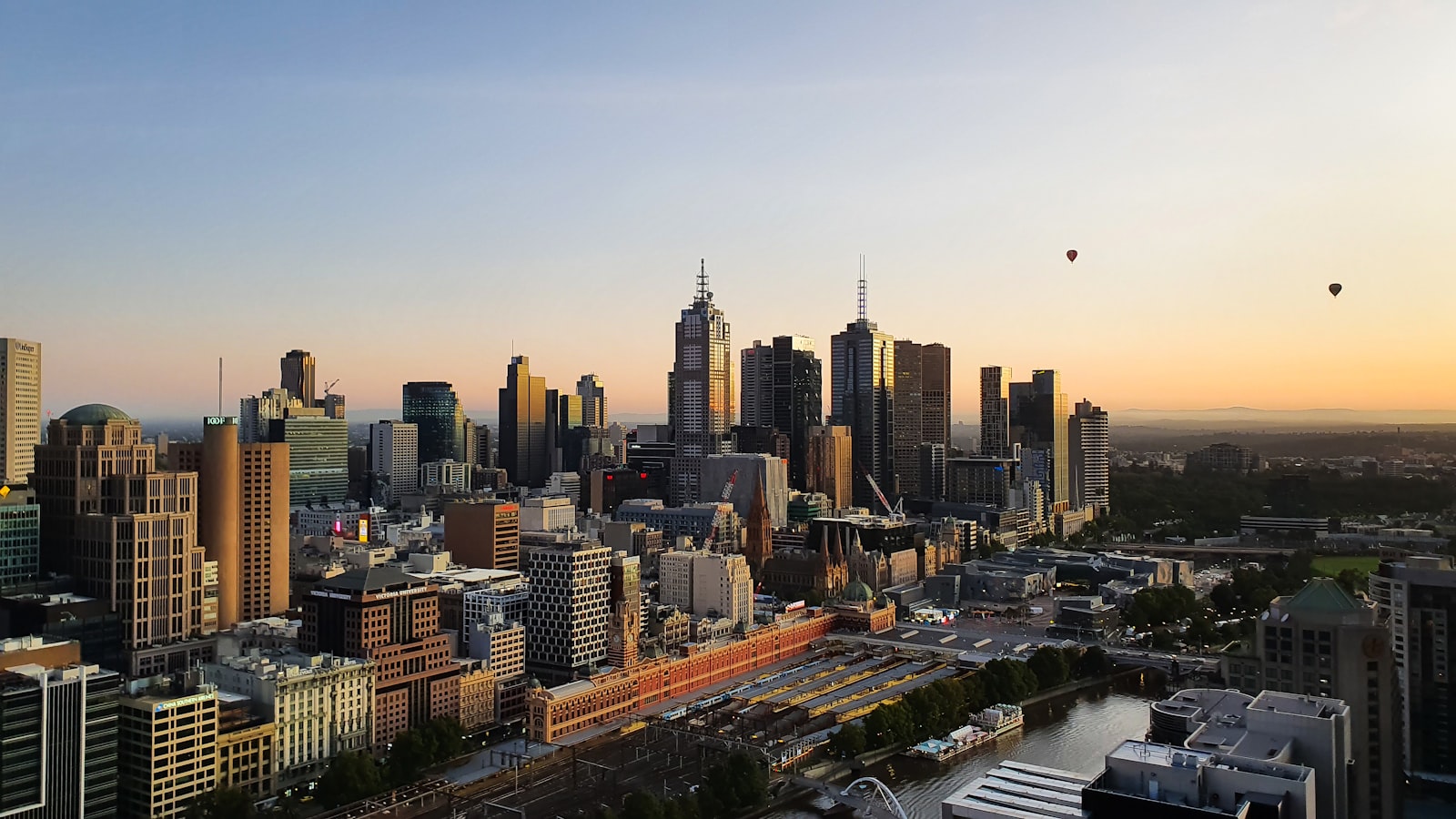 Melbourne skyline illustrating how Australia Subclass 189 places are allocated under the points test