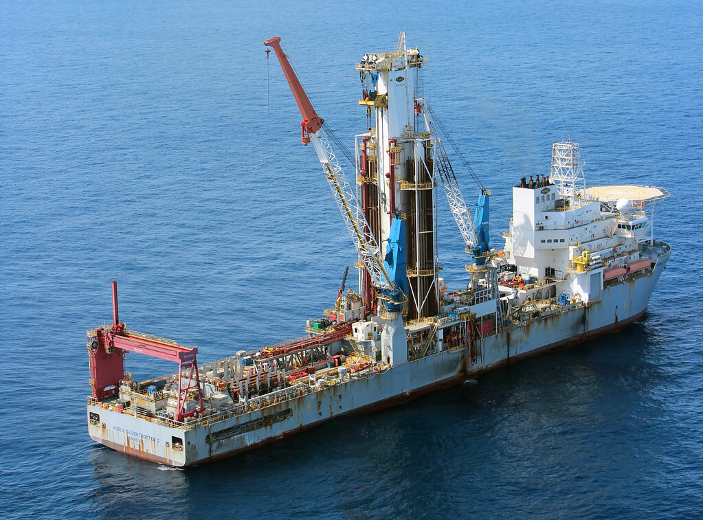 Offshore oil rig representing the Sea Lion project at the heart of the Falklands sovereignty dispute