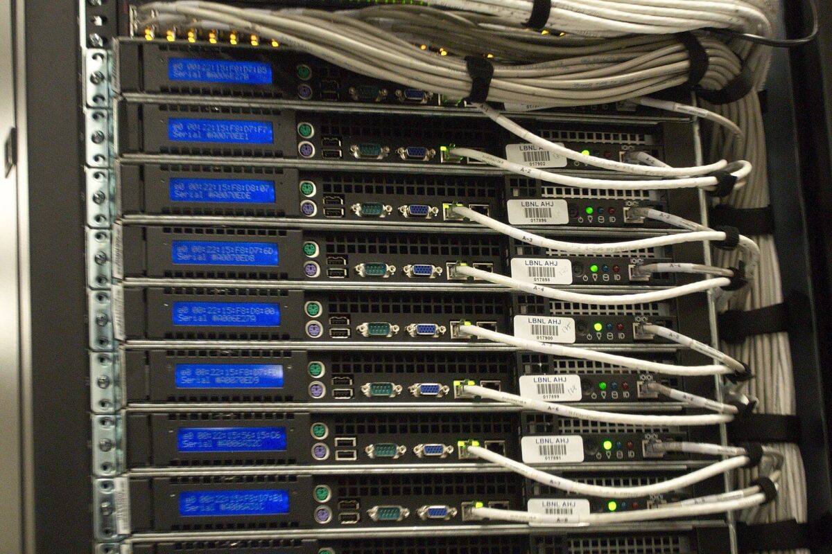 Data center server rack illustrating cloud growth in Alphabet Q3 2026 earnings