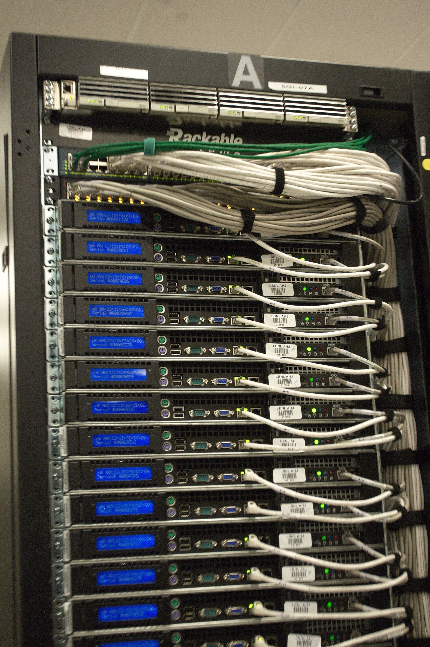 Data center server rack illustrating cloud growth in Alphabet Q3 2026 earnings