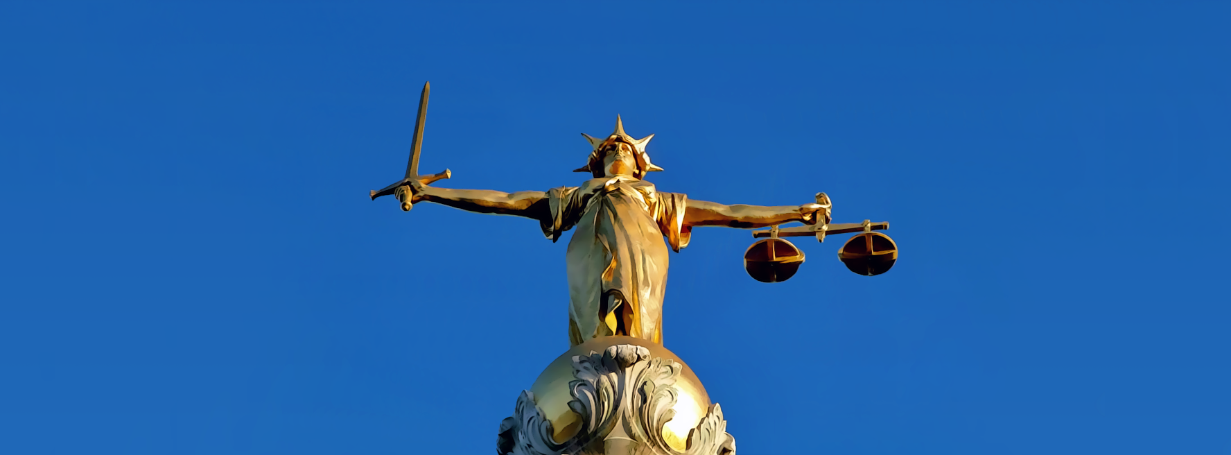 Statue of Lady Justice symbolizing the Apple OpenAI trial date set for July 2027