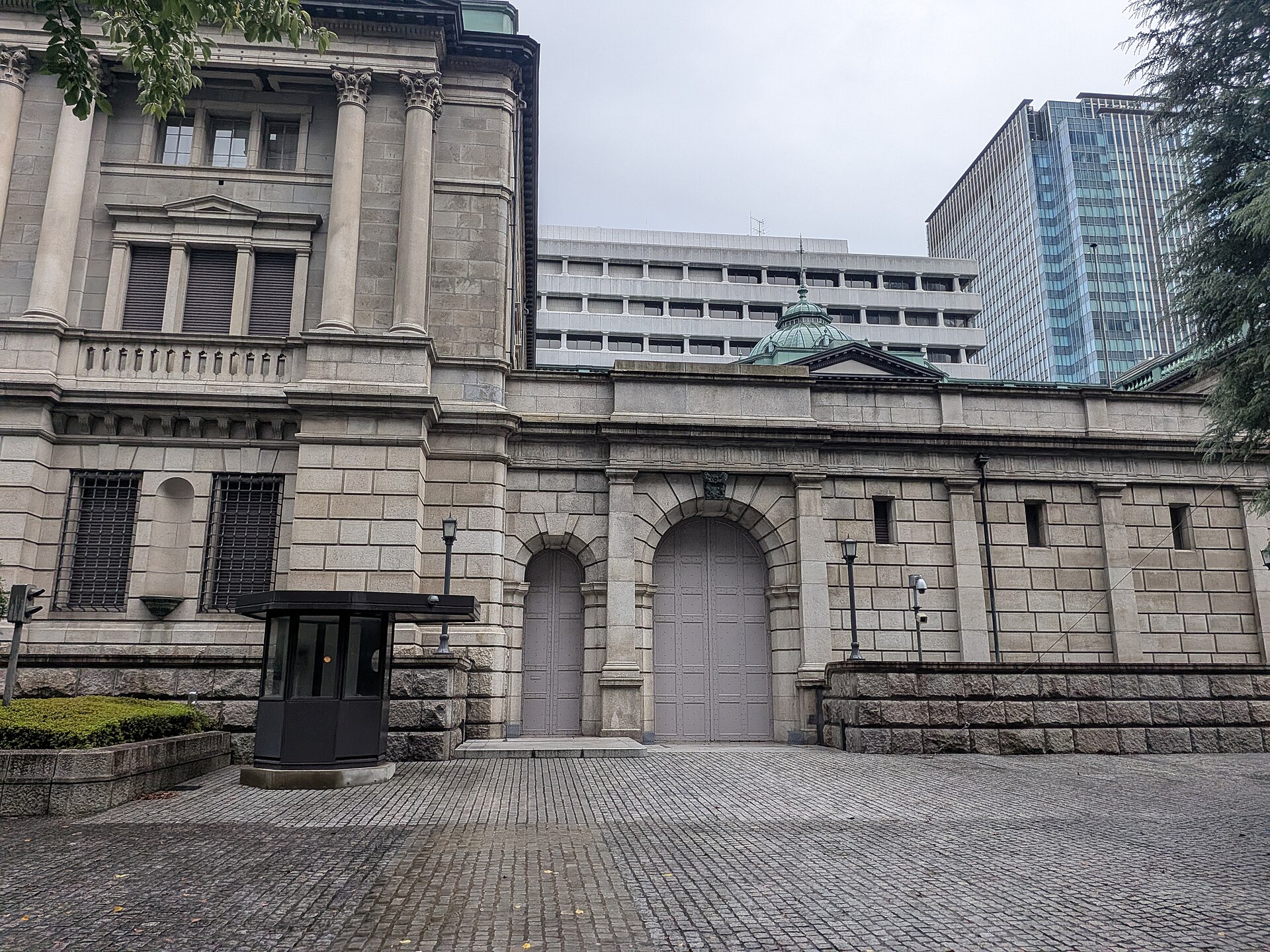 Bank of Japan headquarters building, site of the Bank of Japan rate hold decision