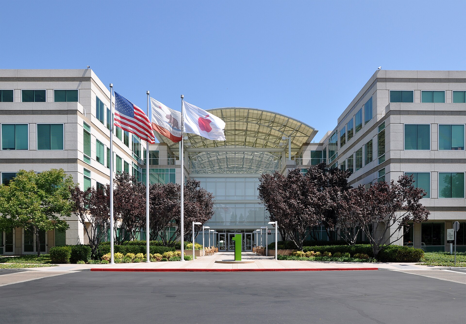 Apple Cupertino headquarters, home of the MacBook Pro M6 chip team