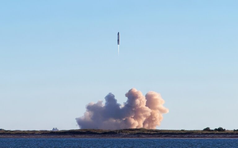 SpaceX’s Quarterly Numbers Just Showed Where the Real Money Is Going