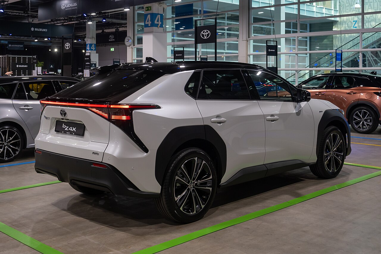 Waymo Toyota robotaxi